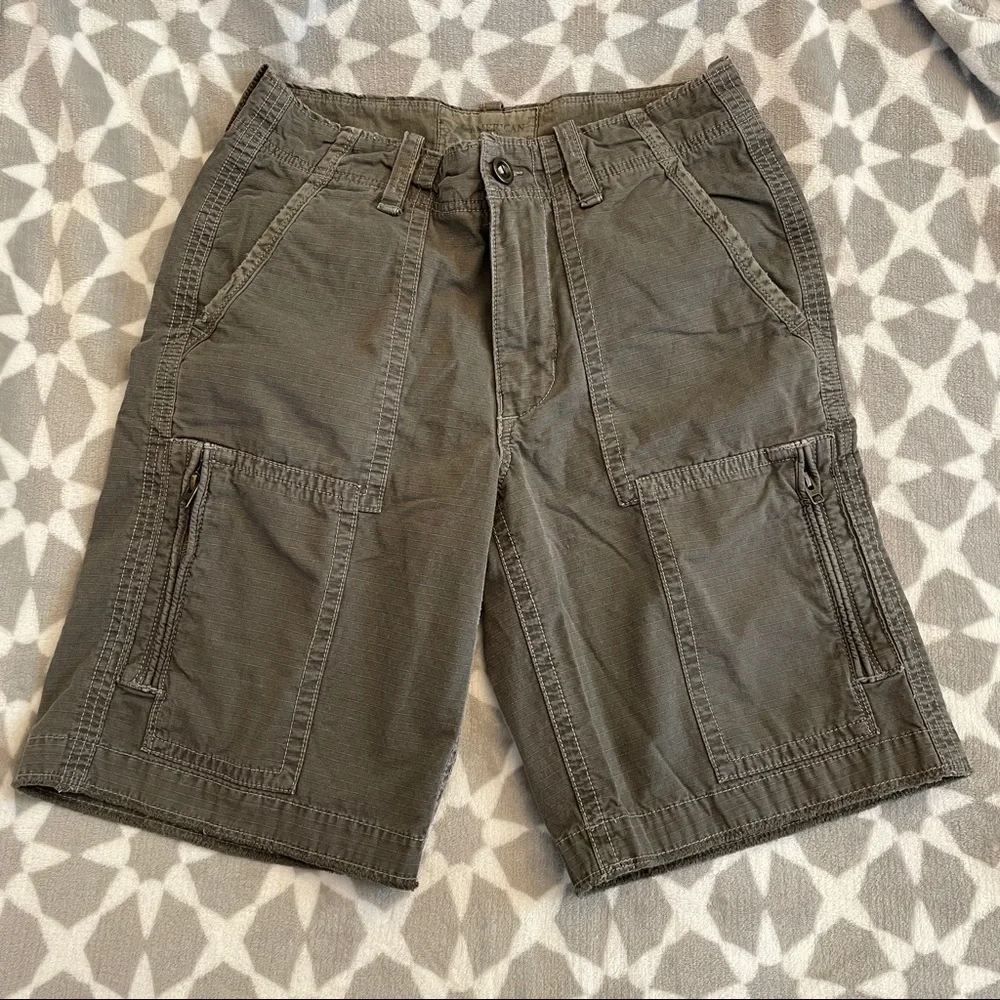 🌸 5 for $25 //American Eagle Outfitters AEO Men’s shorts 28 grey classic length